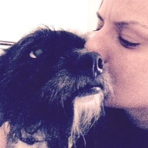 Meet your Posher, Simona